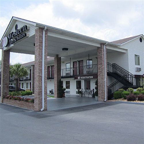 Western Inn & Suites Douglas Exteriér fotografie